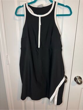 Sage Black and White Zip-Front Sleeveless Mini Dress